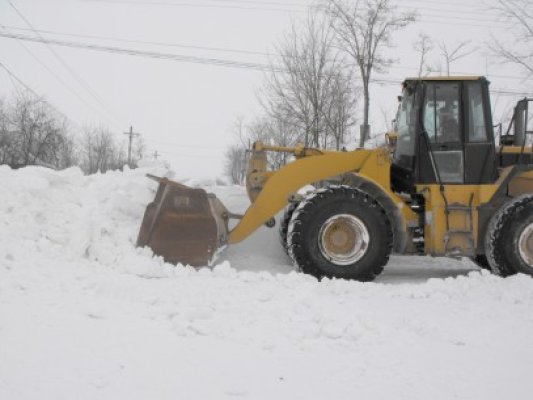 Localităţi rupte de lume, din cauza zăpezii